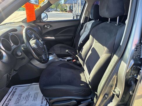 Used 2011 Nissan Juke SV image 12