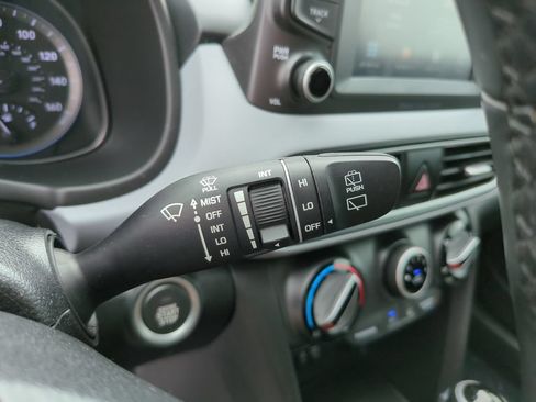 Used 2021 Hyundai Kona SEL FWD image 34