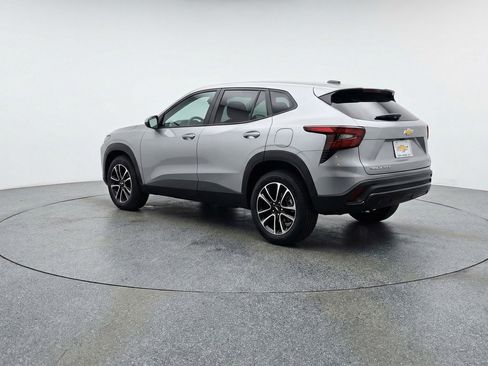 Used 2025 Chevrolet TrailBlazer LT image 6