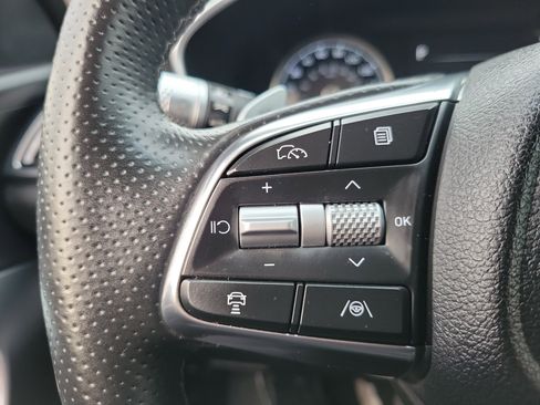 Certified 2025 Genesis G70 2.5T image 7