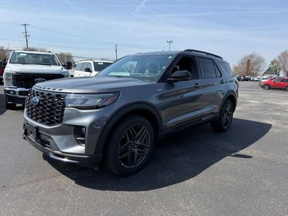 Used 2025 Ford Explorer ST-Line w/ ST-Line Street Pack