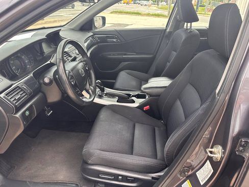 Used 2014 Honda Accord Sport image 9