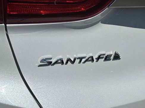 Used 2019 Hyundai Santa Fe SE AWD/4WD image 27