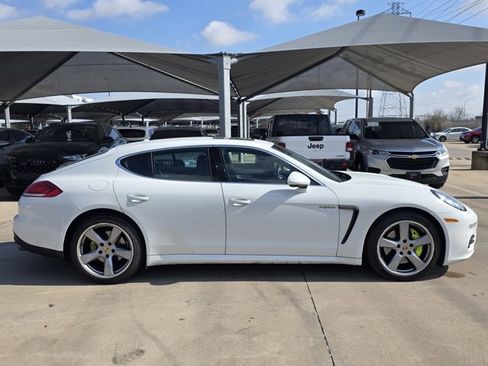 Used 2015 Porsche Panamera S image 4