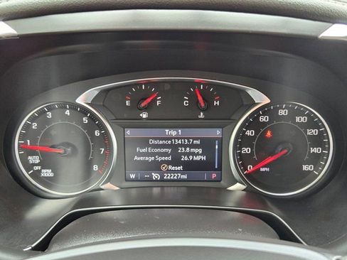 Used 2025 Chevrolet Blazer LT FWD image 16