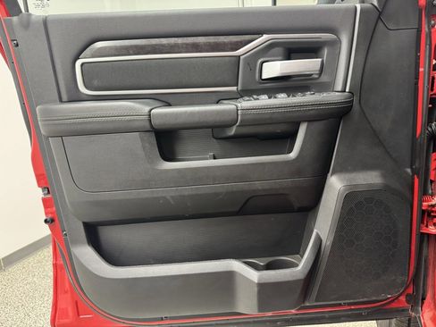 Used 2024 RAM 2500 Big Horn w/ Sport Appearance Package image 24