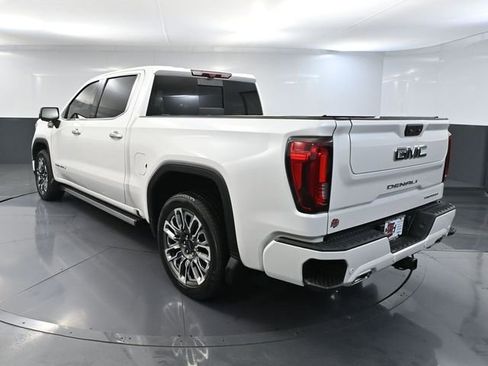 Used 2023 GMC Sierra 1500 Denali Ultimate image 9