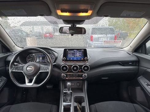 Used 2022 Nissan Sentra SV image 15