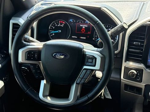 Used 2022 Ford F250 Lariat w/ Lariat Value Package AWD/4WD image 13