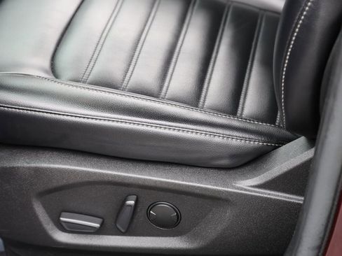 Certified 2023 Ford Edge SEL image 13