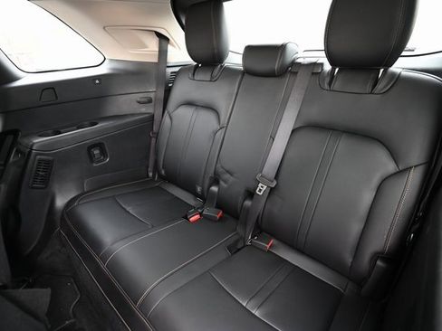 Used 2024 MAZDA CX-90 3.3 Turbo w/ Preferred Plus image 9