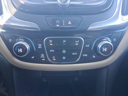 Used 2022 Chevrolet Equinox Premier image 29