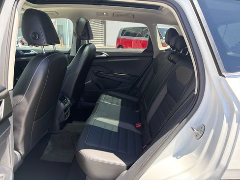 Certified 2023 Volkswagen Taos SEL AWD/4WD image 14