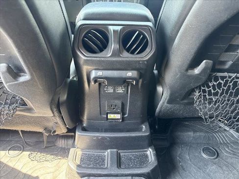 Used 2021 Jeep Wrangler Unlimited Rubicon AWD/4WD image 19