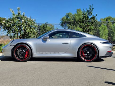Certified 2022 Porsche 911 GT3 RWD image 2