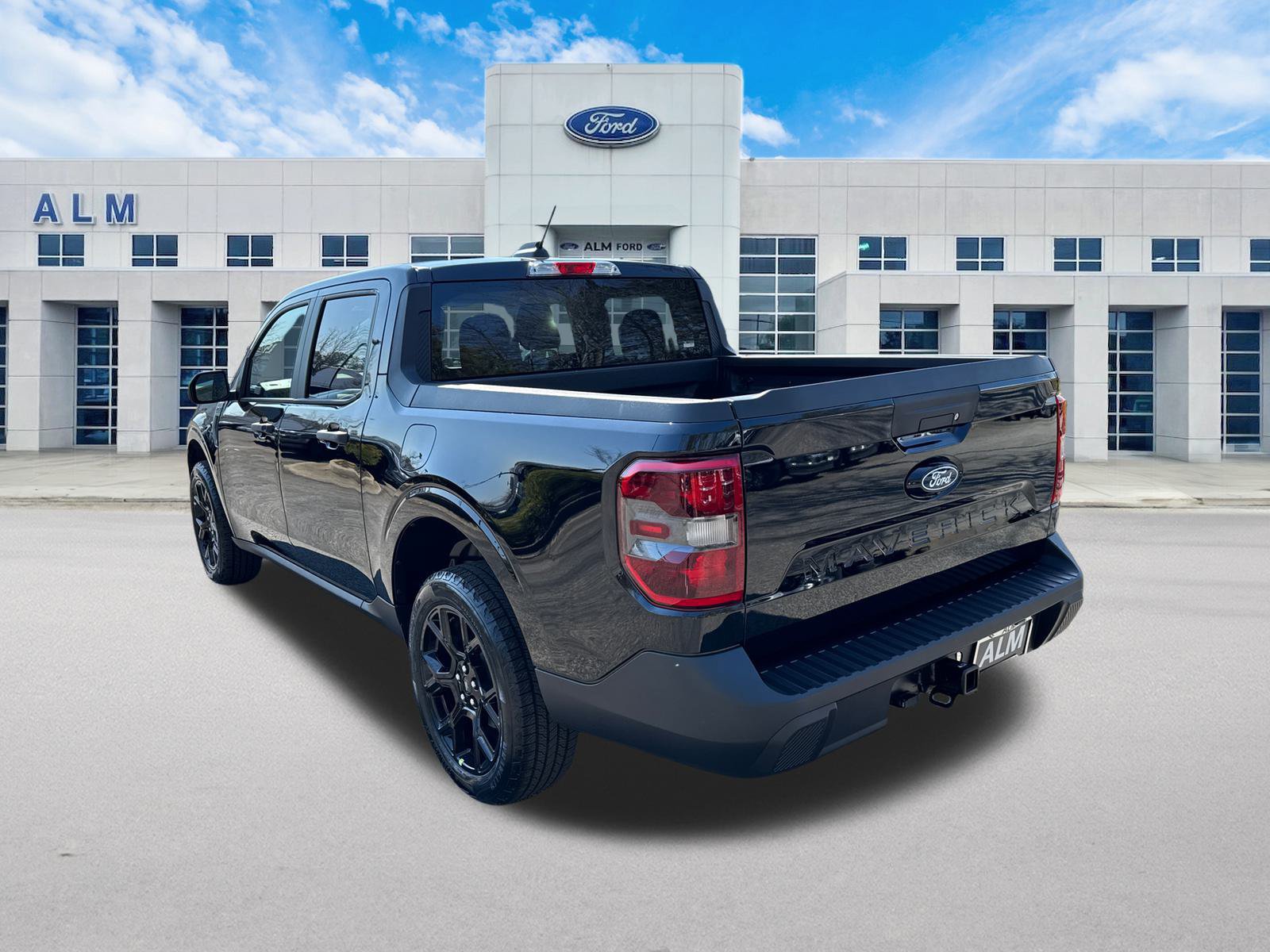 New 2026 Ford Maverick XLT w/ Black Appearance Package AWD/4WD image 8
