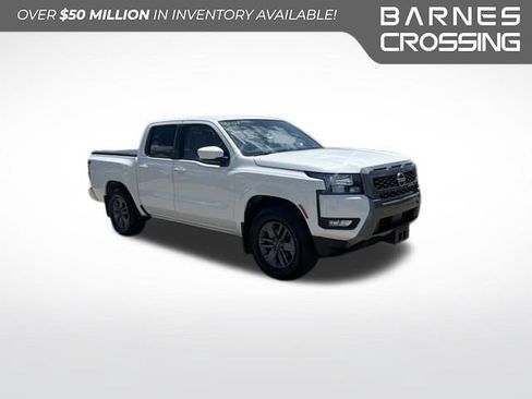 Used 2025 Nissan Frontier SV w/ SV Convenience Package RWD image 1