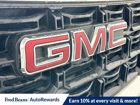 New 2025 GMC Canyon Elevation w/ Convenience Package image 20