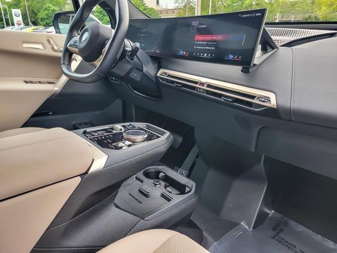 Used 2024 BMW iX M60 image 22