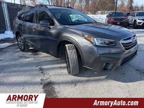 Used 2022 Subaru Outback Premium image 3