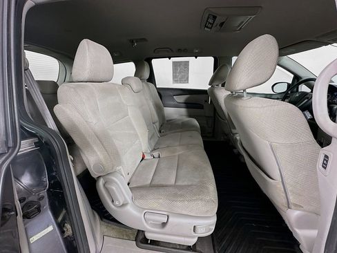 Used 2017 Honda Odyssey SE image 27