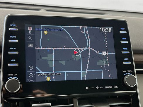 Used 2022 Toyota Avalon Limited w/ Advanced Safety Package image 13