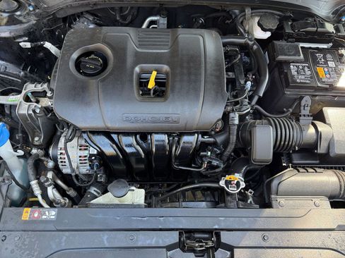 Used 2024 Kia Forte LXS image 27