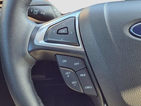 Used 2024 Ford Edge SEL w/ Convenience Package AWD/4WD image 17