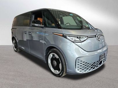 New 2025 Volkswagen ID. Buzz Pro S