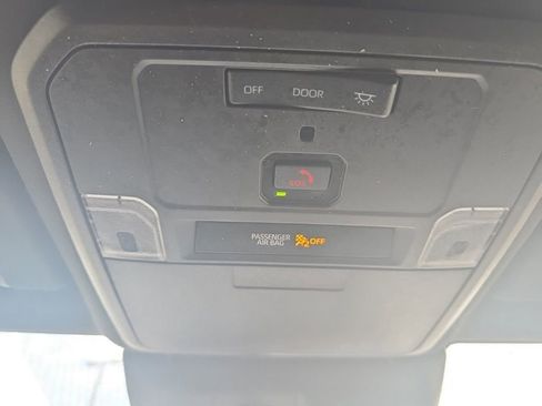 Used 2025 Toyota Tacoma SR5 image 29