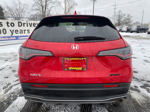 Certified 2023 Honda HR-V Sport image 3