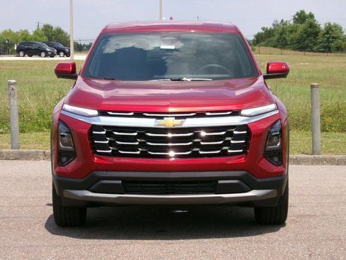 New 2026 Chevrolet Equinox LT w/ Convenience Package II image 11