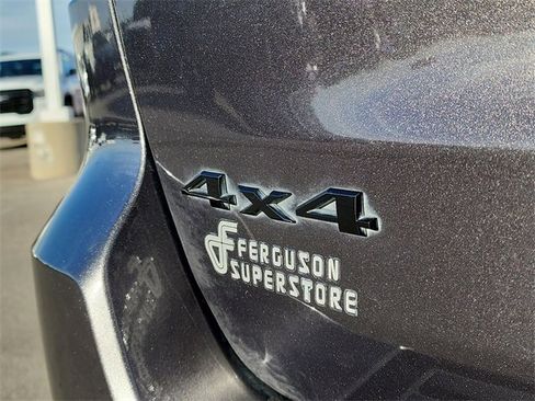 Used 2017 Jeep Grand Cherokee Altitude image 5