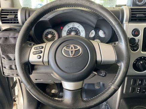 Used 2008 Toyota FJ Cruiser 4WD image 17