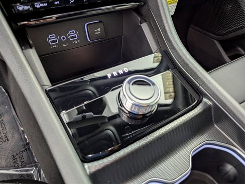 New 2025 Jeep Grand Cherokee Limited image 22