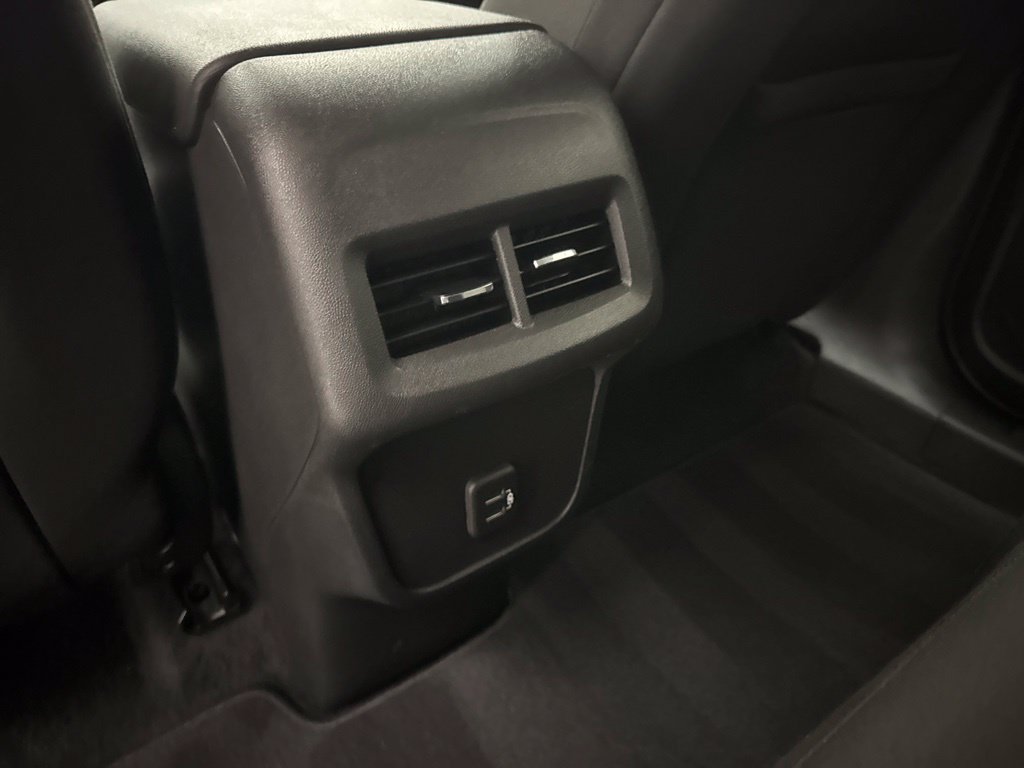 Used 2020 Chevrolet Equinox LS AWD/4WD image 31