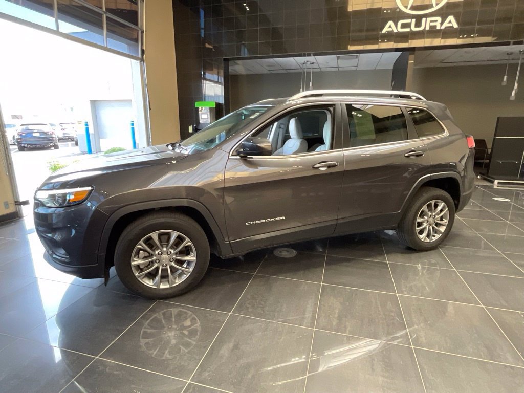 Used 2020 Jeep Cherokee Latitude Plus FWD image 4