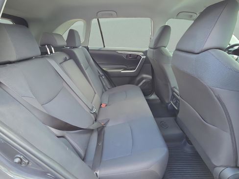 Certified 2025 Toyota RAV4 LE FWD image 15