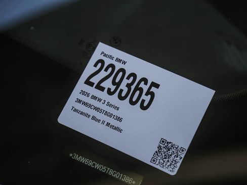 New 2026 BMW 330i Sedan w/ Convenience Package image 24