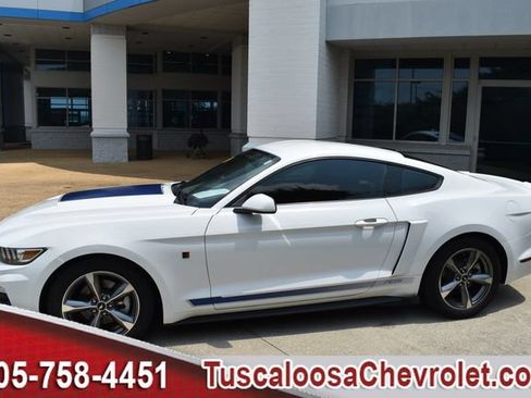 Used 2016 Ford Mustang Coupe w/ Equipment Group 051A RWD image 8