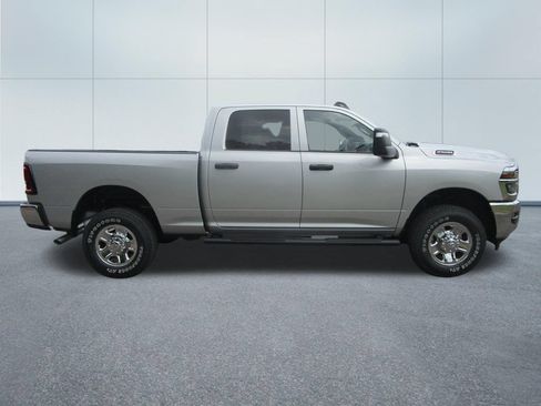 New 2026 RAM 2500 Tradesman w/ Chrome Appearance Group AWD/4WD image 7