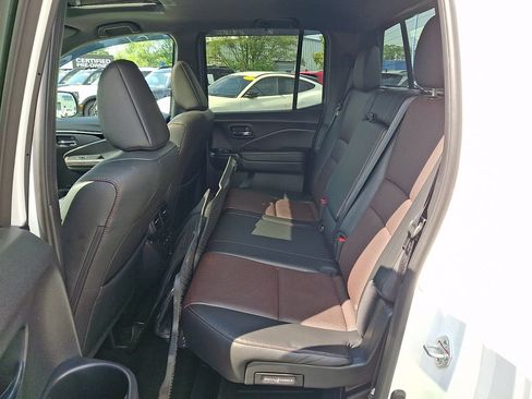Used 2024 Honda Ridgeline Black Edition image 10