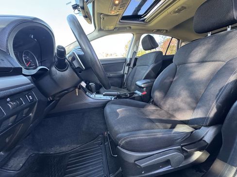 Used 2014 Subaru Crosstrek 2.0i Premium w/ Moonroof Package image 12