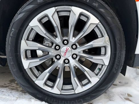Used 2023 GMC Yukon Denali image 33