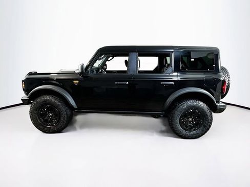 New 2026 Ford Bronco Badlands image 3