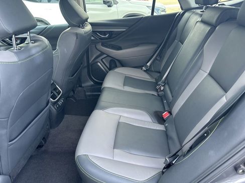 Used 2021 Subaru Outback Onyx Edition XT AWD/4WD image 11
