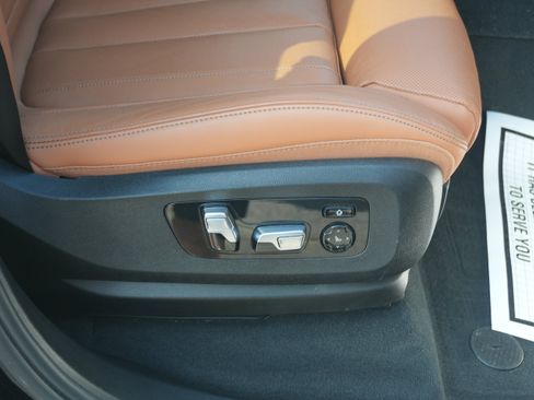Used 2021 BMW X5 xDrive40i w/ M Sport Package AWD/4WD image 28