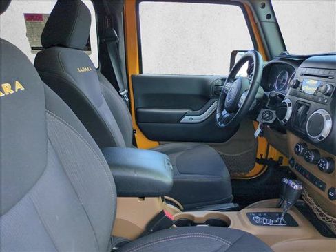 Used 2013 Jeep Wrangler Sahara w/ Connectivity Group AWD/4WD image 15