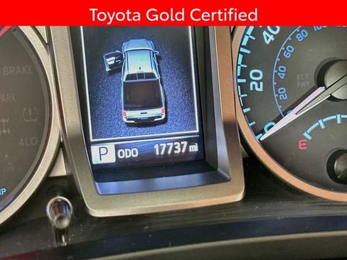 Certified 2023 Toyota Tacoma SR5 AWD/4WD image 13