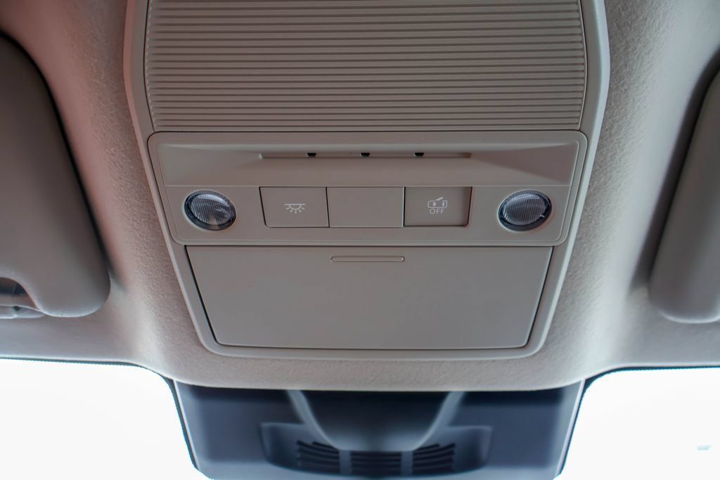 New 2027 Nissan Sentra SV w/ Floor Mat Package FWD image 16
